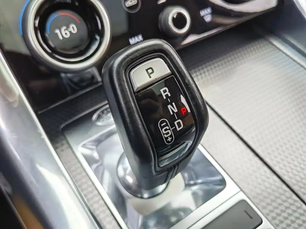 Land Rover Range Rover Sport 2021 — фото 13
