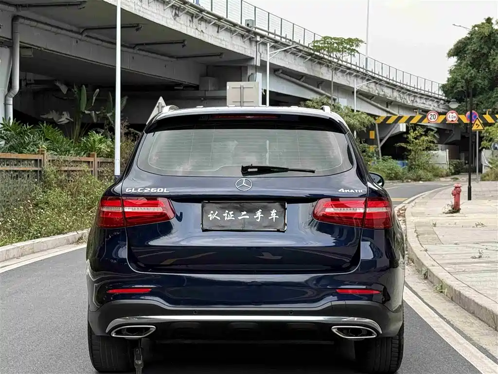 Mercedes-Benz GLC 2017 — фото 19