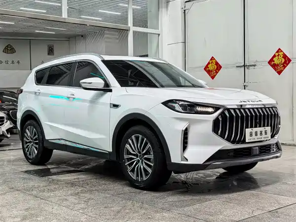 Jetour X70 PLUS 2024