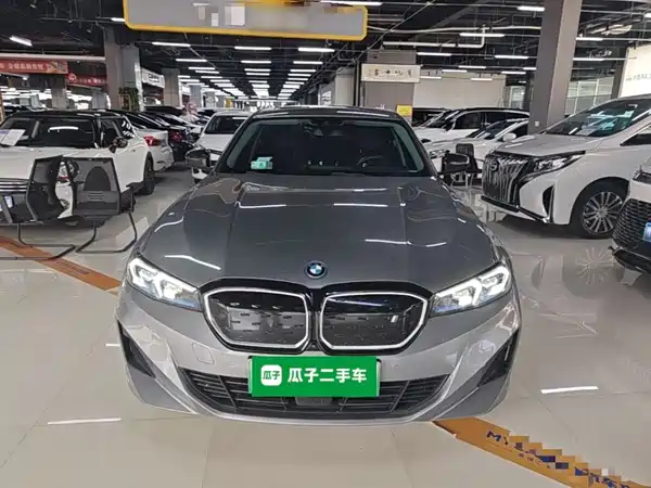 BMW i3 2024