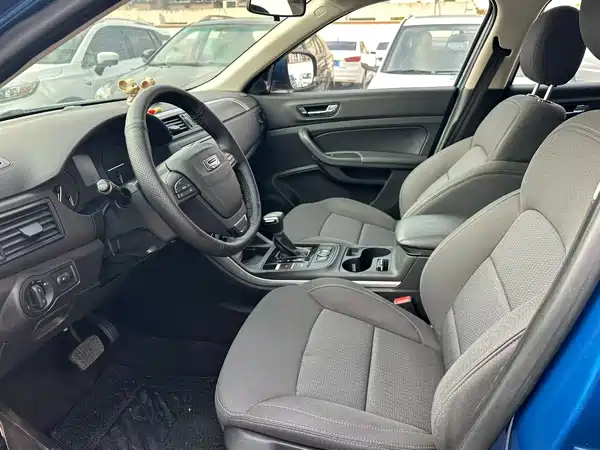 Qoros 5 2017