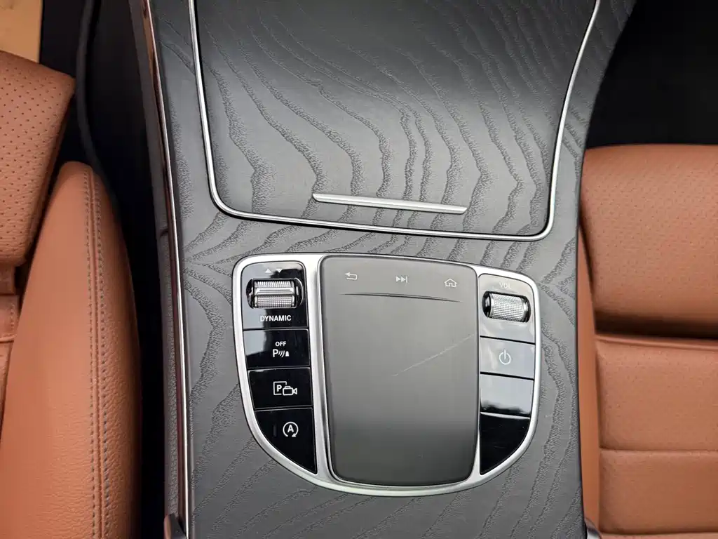 Mercedes-Benz C-Class 2020 — фото 26