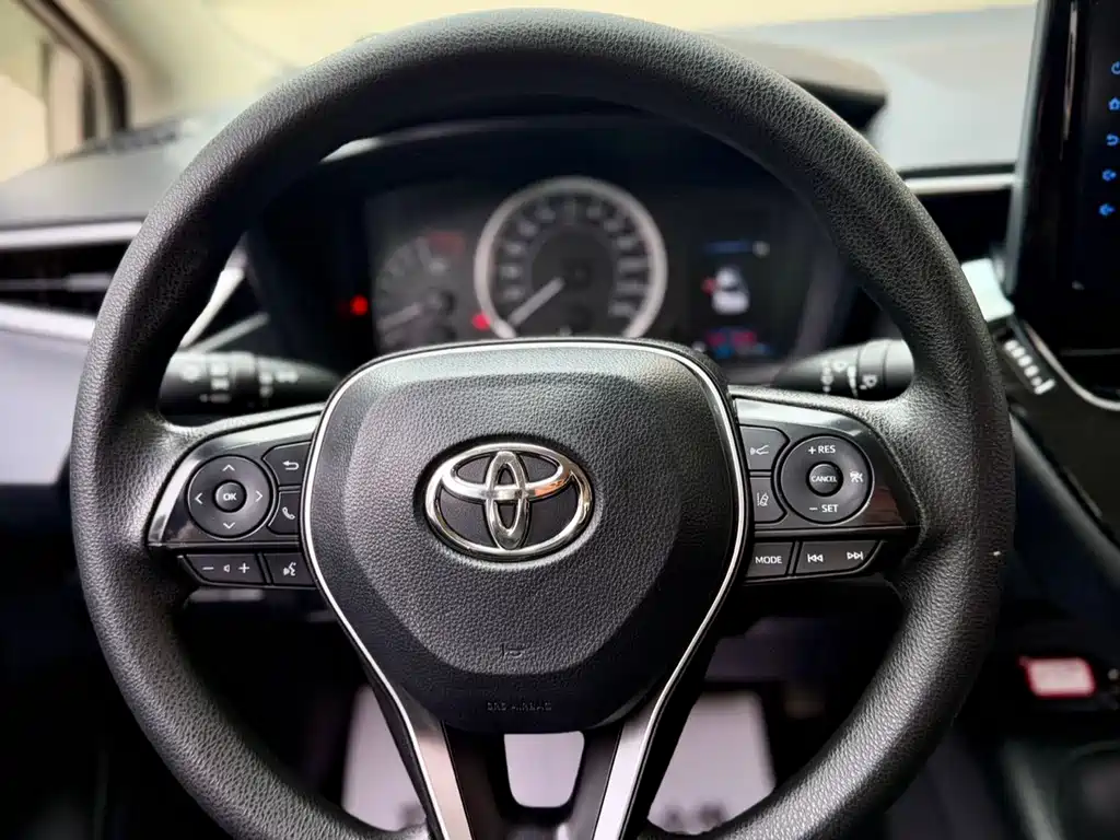 Toyota Corolla 2022 — фото 23