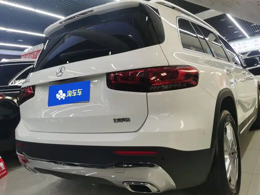 Mercedes-Benz GLB 2021
