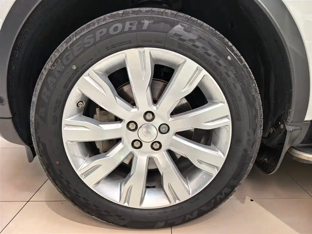 Land Rover Discovery Sport 2015 — фото 22