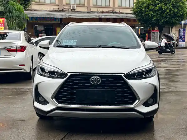 Toyota Yaris L 2026