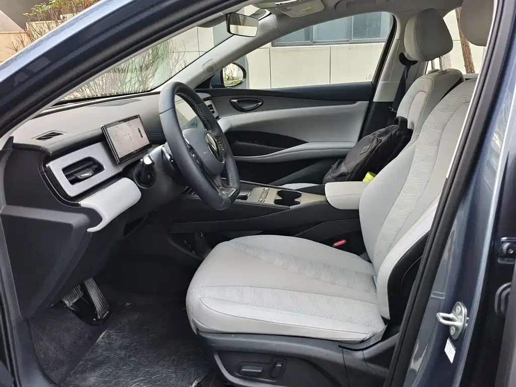 BYD Seal 06 2025