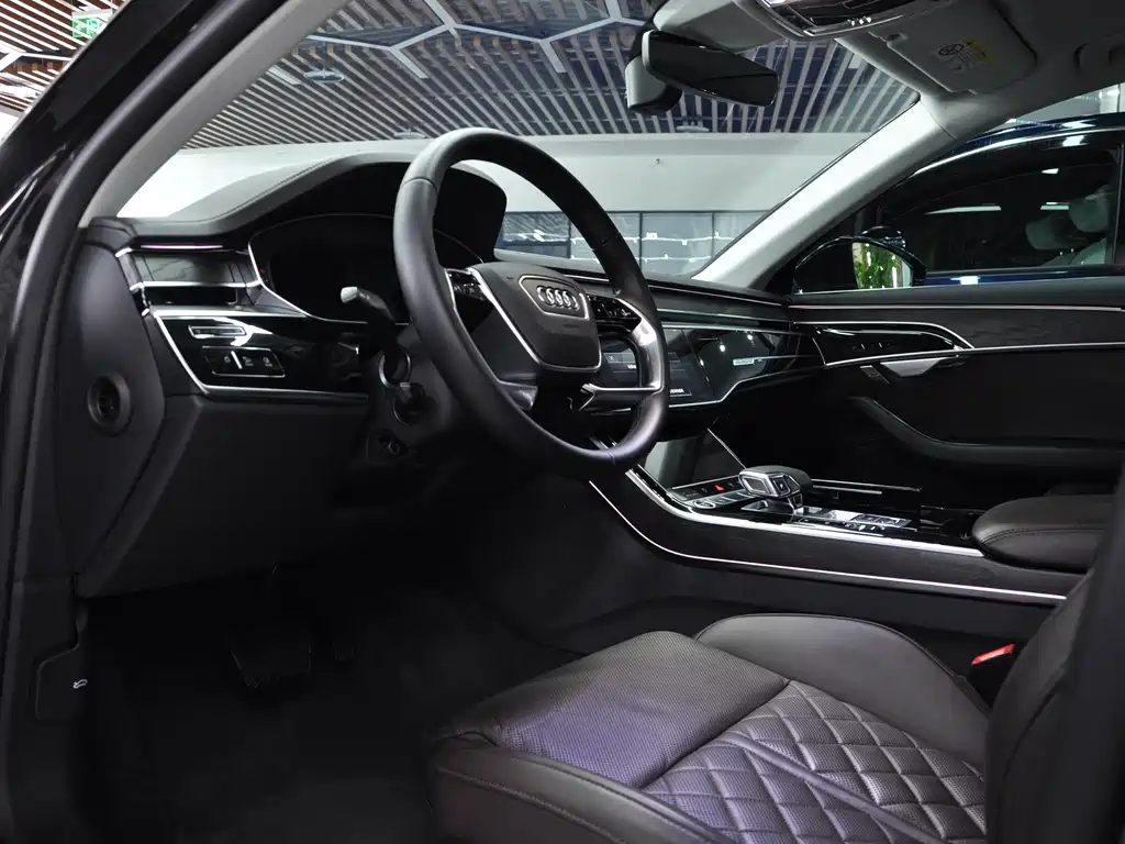 Audi A8 2021