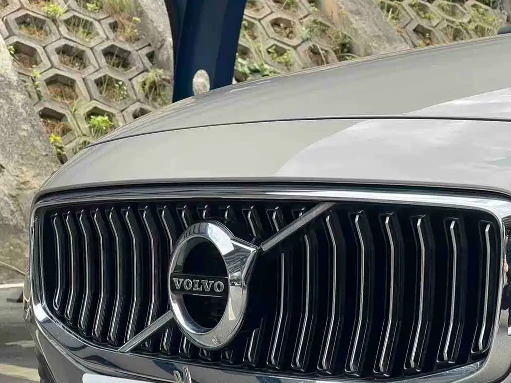 Volvo S60 2021 — фото 15