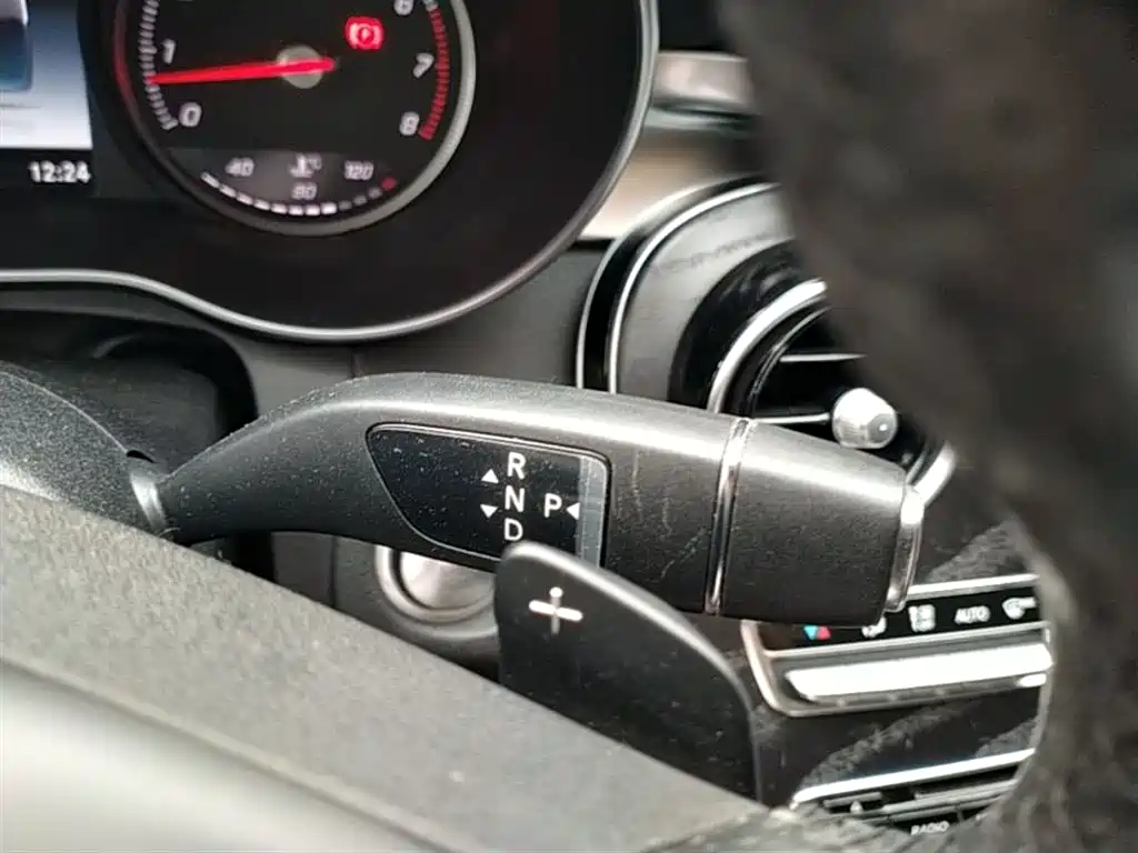 Mercedes-Benz C-Class 2018 — фото 14