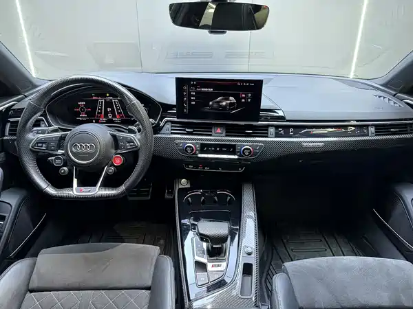 Audi RS 4 2020