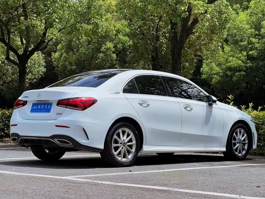 Mercedes-Benz A-Class 2022 — фото 5