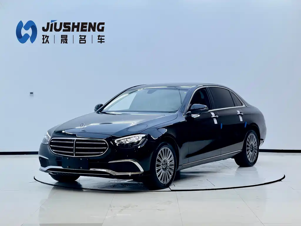 Mercedes-Benz E-Class 2023 — фото 1