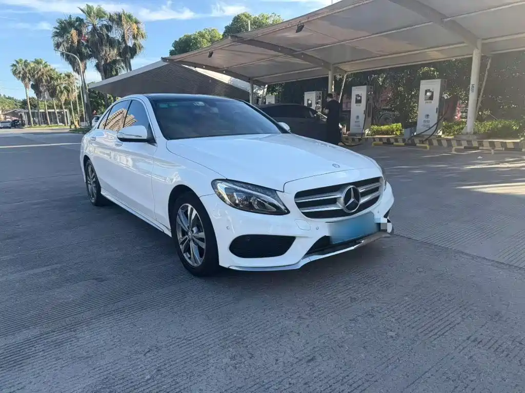 Mercedes-Benz C-Class 2017