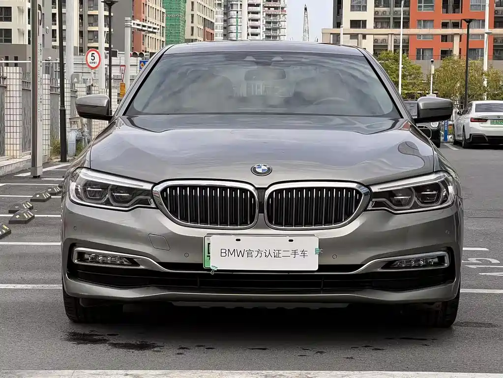 BMW 5 Series New Energy 2018 — фото 2