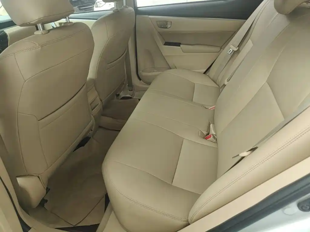 Toyota Corolla 2015 — фото 17