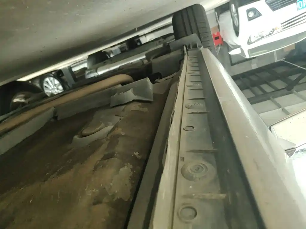 Toyota Corolla 2015 — фото 21