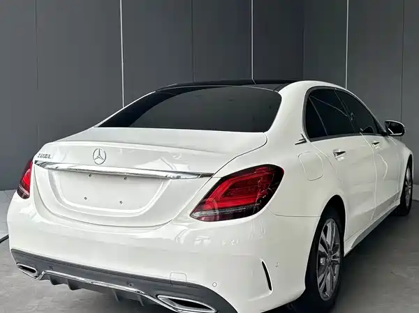 Mercedes-Benz C-Class 2021