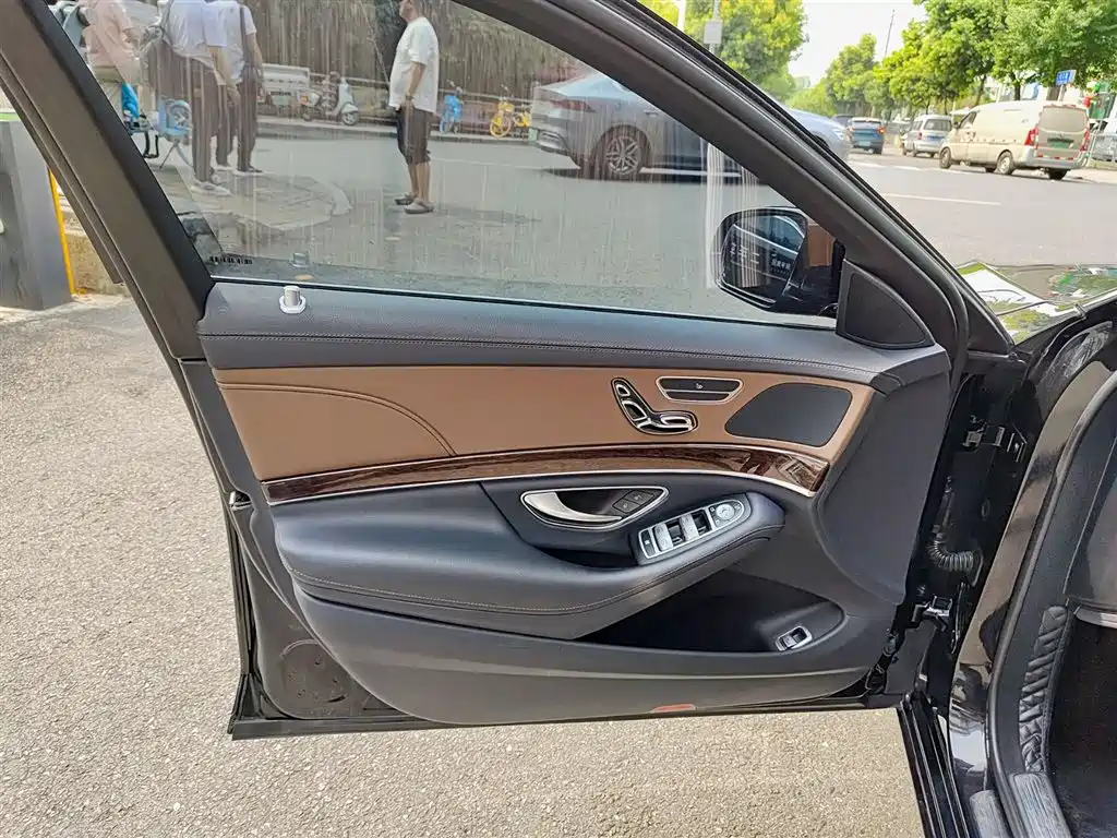 Mercedes-Benz S-Class 2020 — фото 6