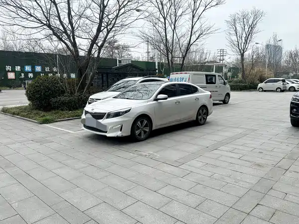 Kia K4 2017