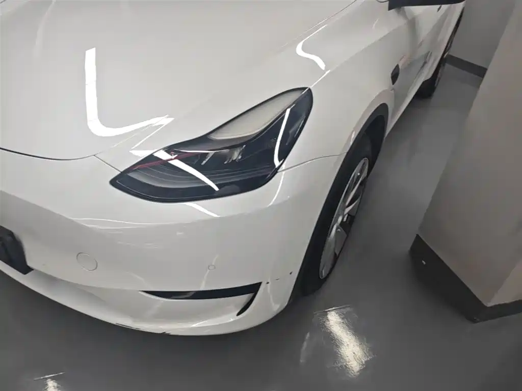 Tesla Model Y 2022 — фото 24