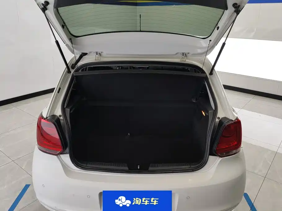 Volkswagen Polo 2014