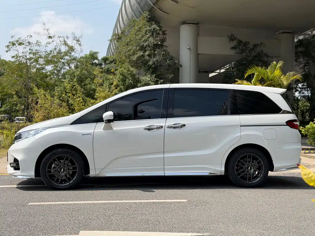 Honda Odyssey 2021 — фото 14