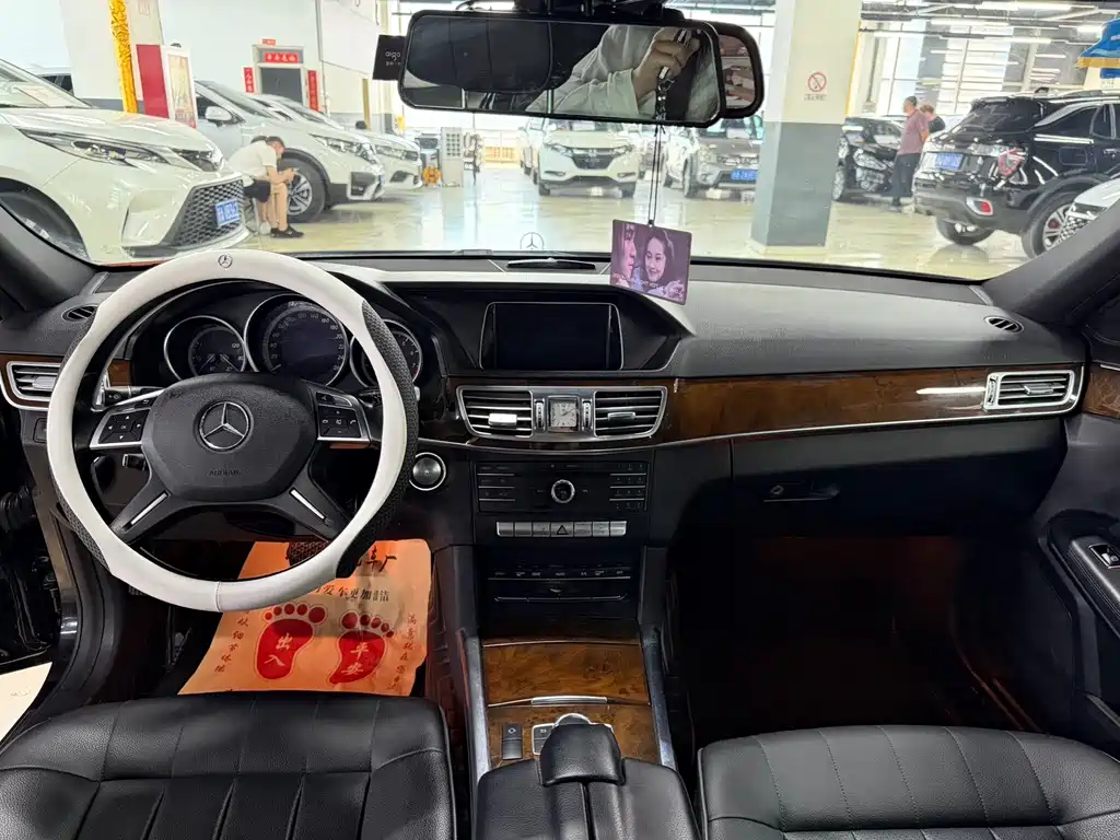 Mercedes-Benz E-Class 2016