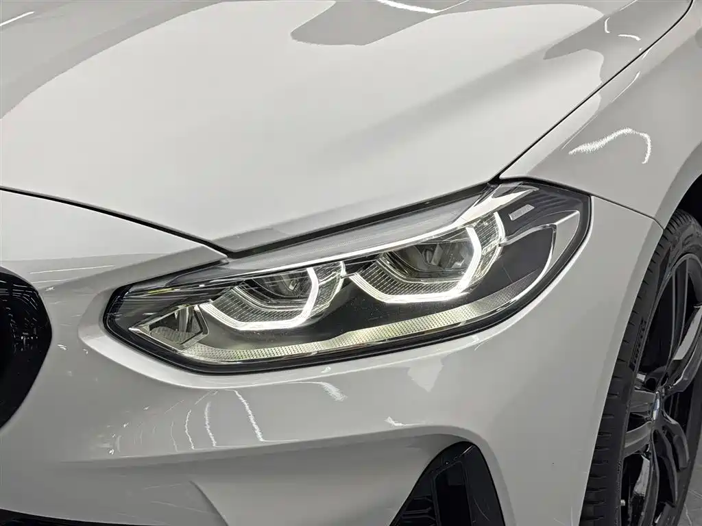 BMW 1 Series 2022 — фото 9