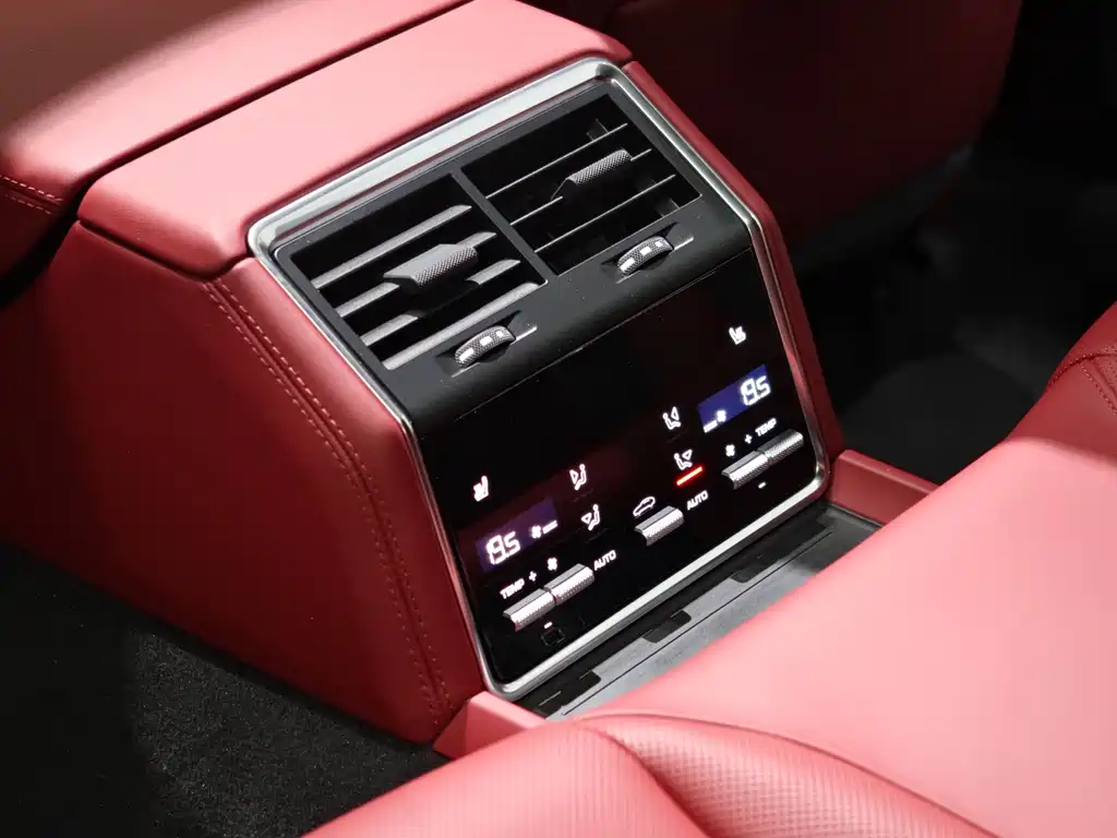 Porsche Panamera 2023 — фото 13