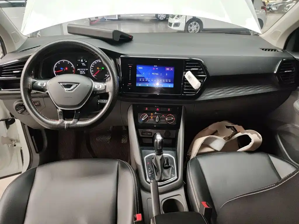 Jetta VS5 2021