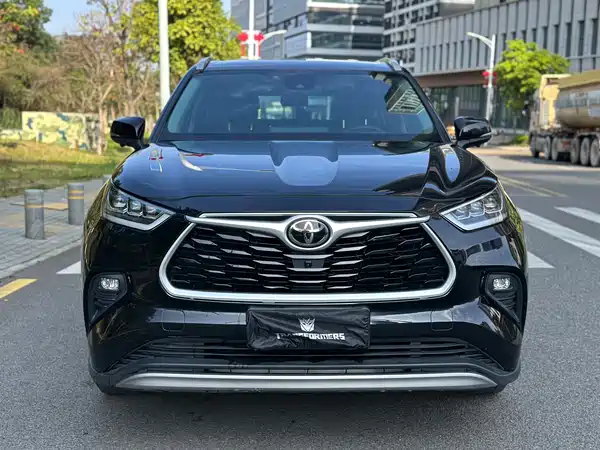 Toyota Highlander 2024