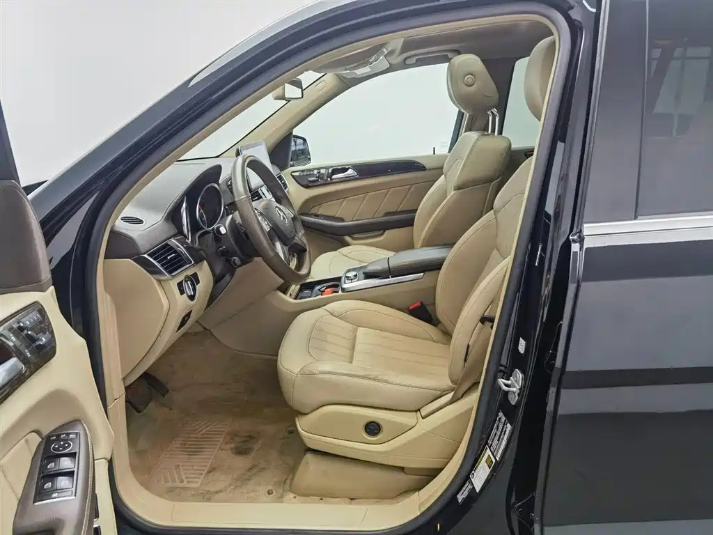 Mercedes-Benz GL-Class 2015 — фото 16
