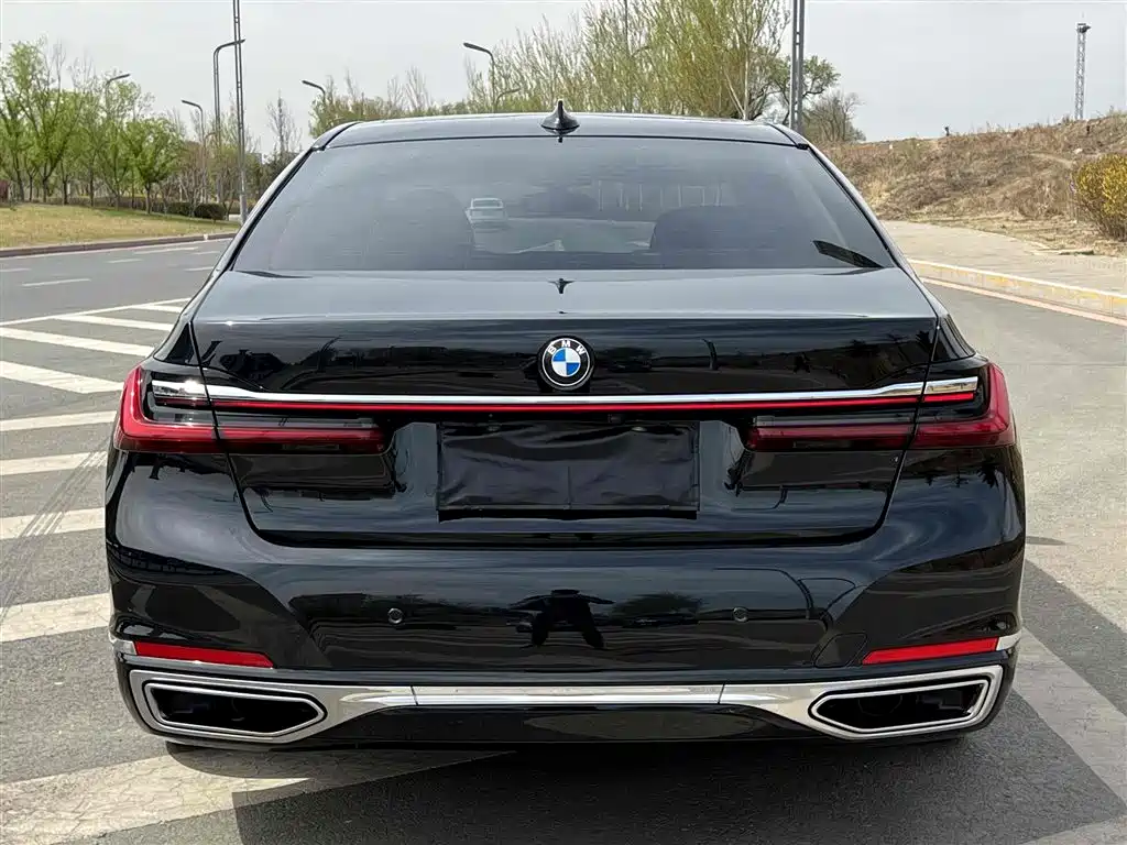 BMW 7 Series 2021 — фото 14