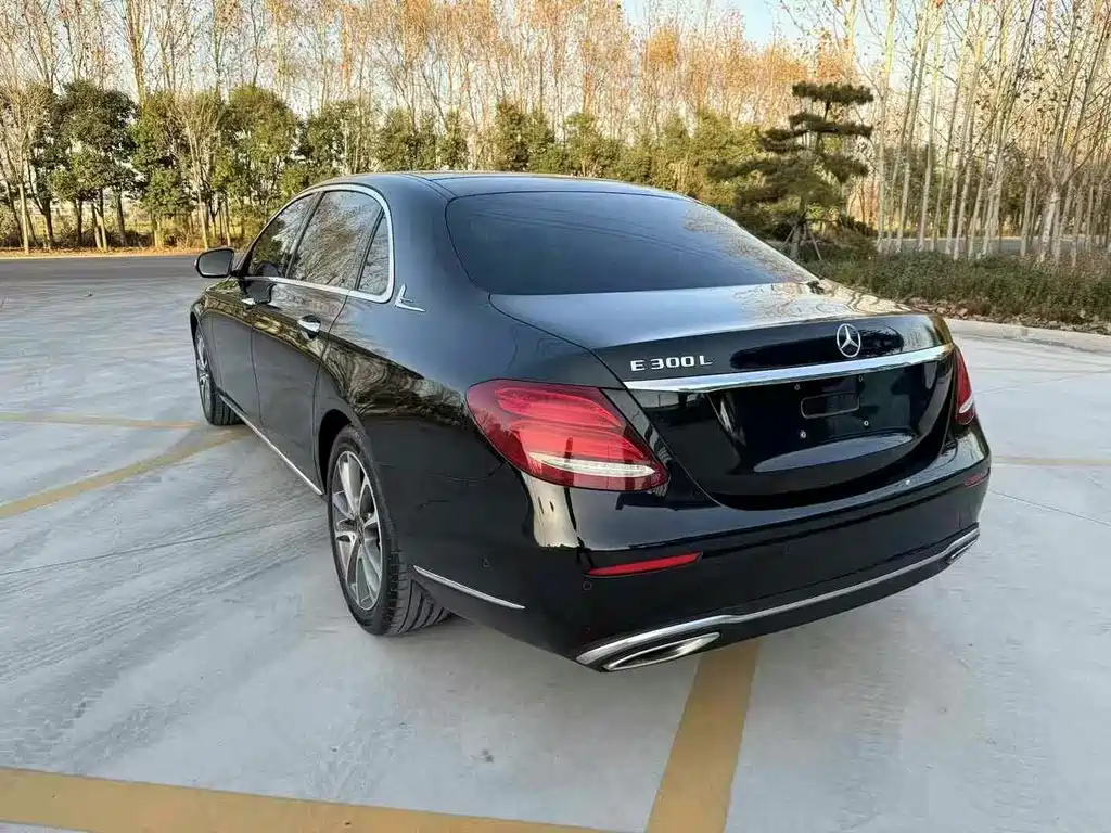 Mercedes-Benz E-Class 2019
