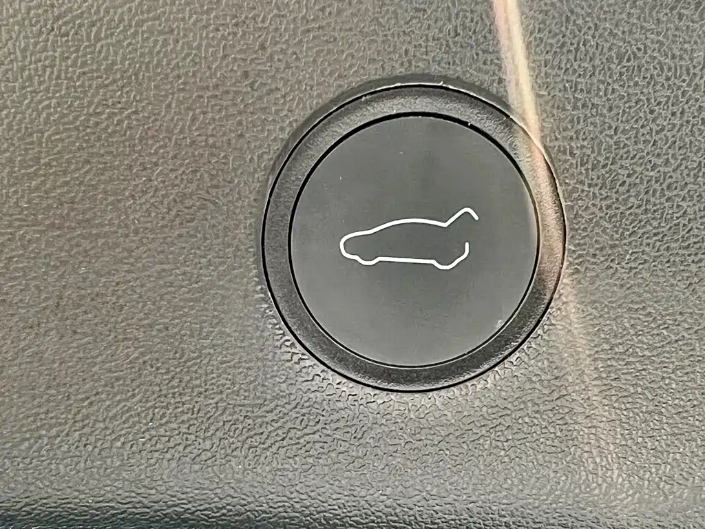 Tesla Model 3 2023 — фото 20