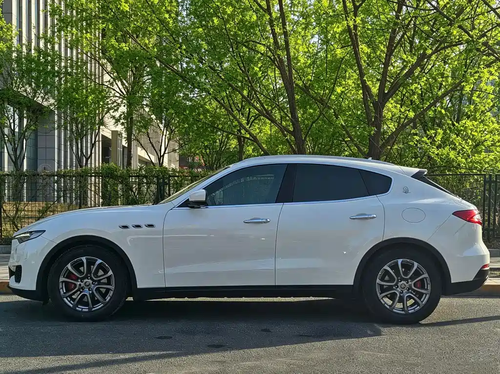 Maserati Levante 2020 — фото 2