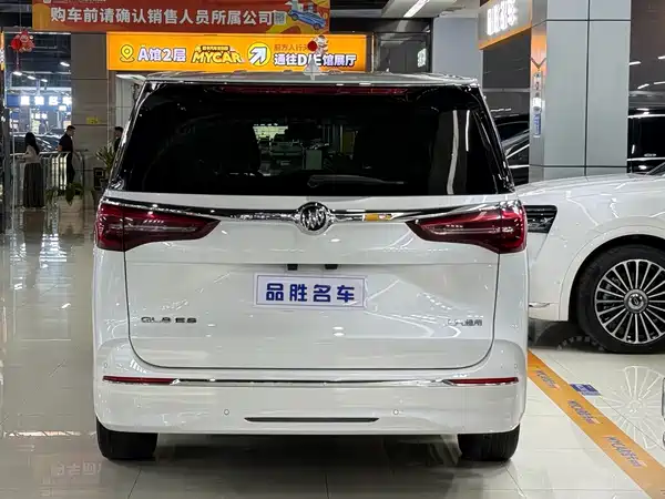 Buick GL8 2024