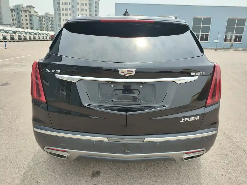 Cadillac XT5 2020 — фото 6