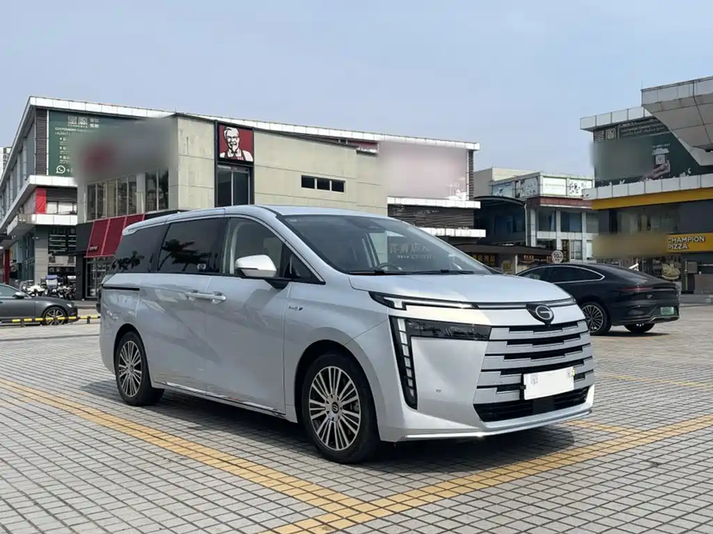 GAC Trumpchi E8 PHEV 2024 — фото 23