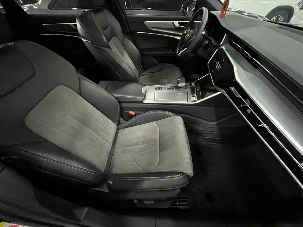 Audi A6L 2021