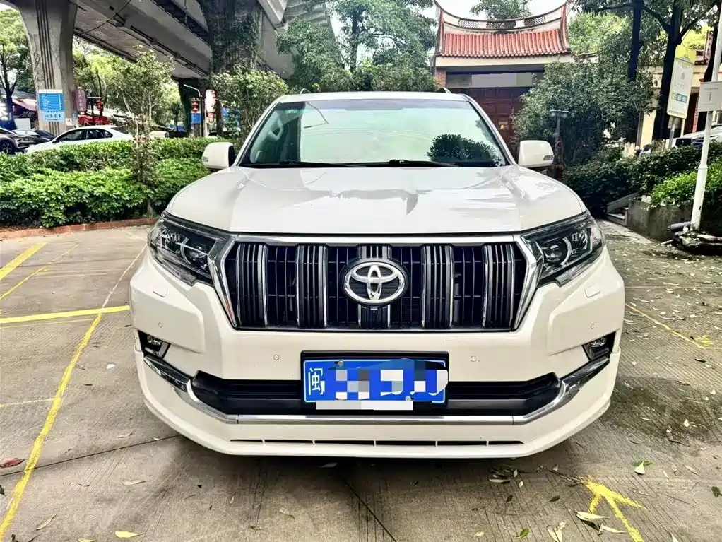 Toyota Prado 2019 — фото 3