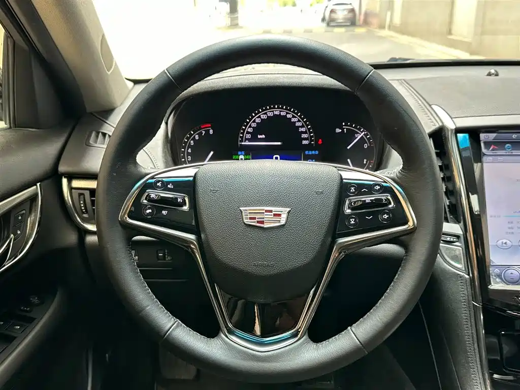 Cadillac ATS-L 2017 — фото 12