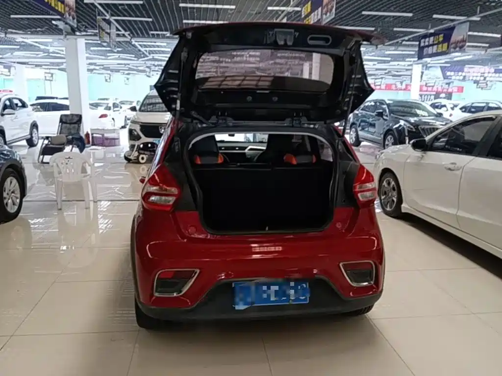 Geely Vision X1 2018 — фото 19