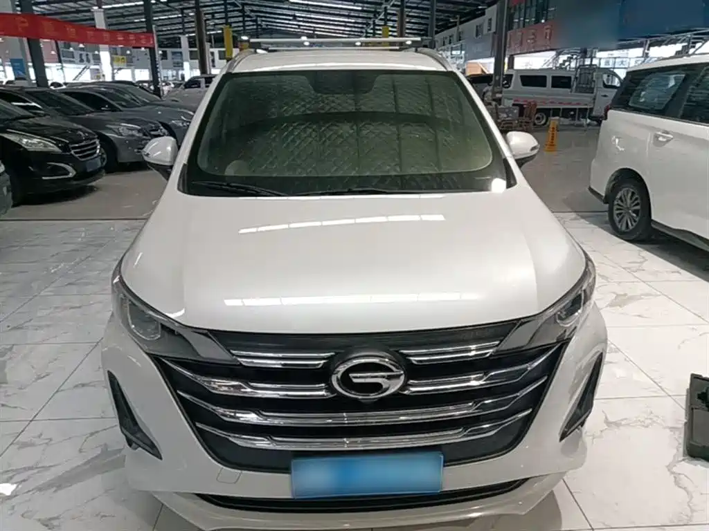 GAC Motor Trumpchi M6 2022 — фото 3