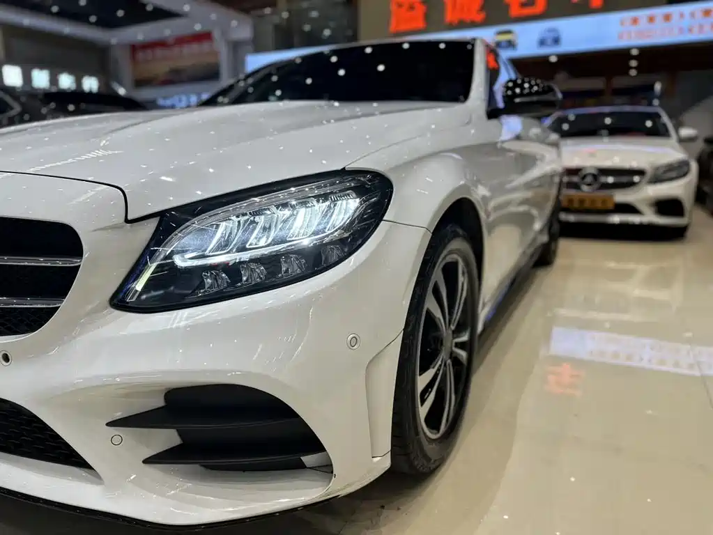 Mercedes-Benz C-Class 2019