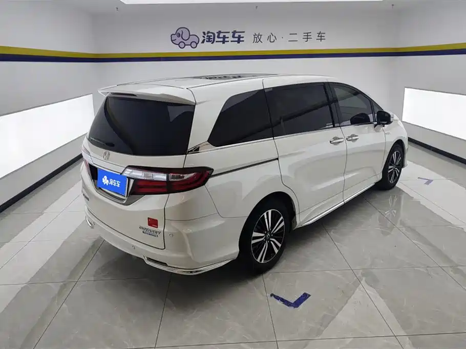 Honda Odyssey 2019 — фото 3