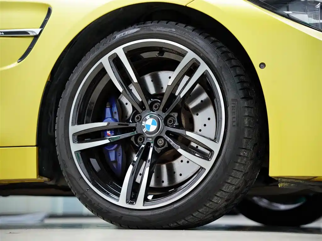 BMW M4 2018 — фото 54