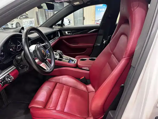 Porsche Panamera 2018