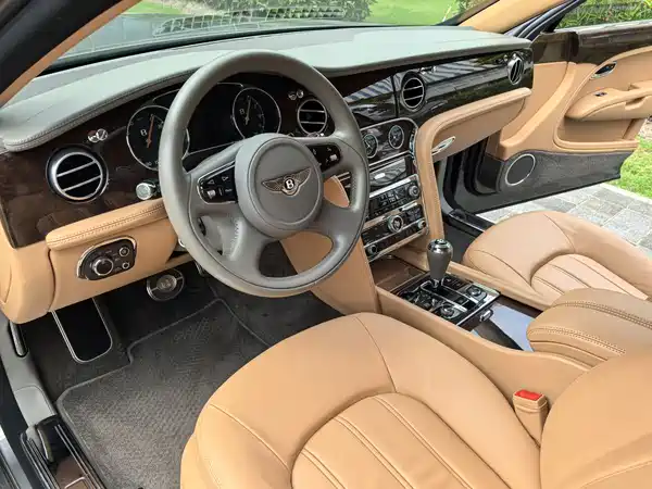Bentley Mulsanne 2015